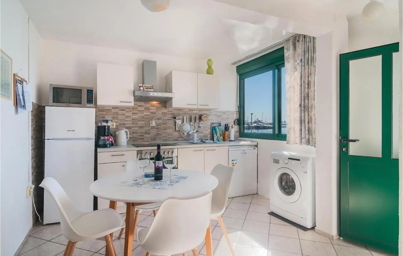 Lovely Apartment In Kastel Gomilica With Kitchen Kastela